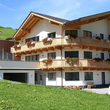 Am Winterhaus * Tux
